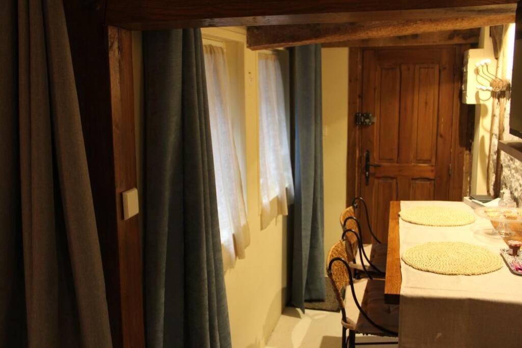 Cosy Studio Place Sainte Catherine Онфлёр Экстерьер фото